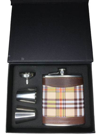 Kit Cantil Porta Bebidas 2 Copos E Funil Xadrez Kit Cantil Porta Bebidas 2 Copos E Funil Xadrez